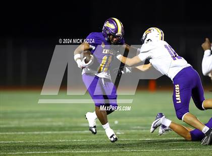 Thumbnail 1 in Norwalk vs. Lynwood photogallery.