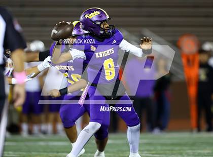 Thumbnail 2 in Norwalk vs. Lynwood photogallery.