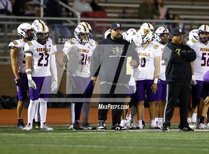 Thumbnail 1 in Norwalk vs. Lynwood photogallery.