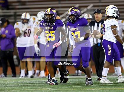 Thumbnail 1 in Norwalk vs. Lynwood photogallery.