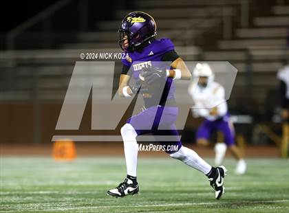 Thumbnail 1 in Norwalk vs. Lynwood photogallery.