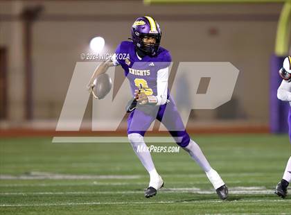 Thumbnail 3 in Norwalk vs. Lynwood photogallery.
