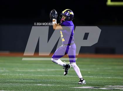 Thumbnail 2 in Norwalk vs. Lynwood photogallery.