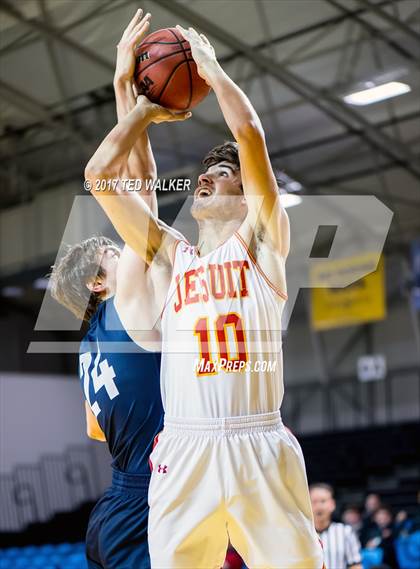 Thumbnail 1 in Bentley vs. Jesuit (Warriors Nor-Cal Invitational) photogallery.