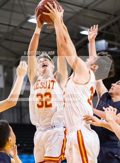 Thumbnail 1 in Bentley vs. Jesuit (Warriors Nor-Cal Invitational) photogallery.