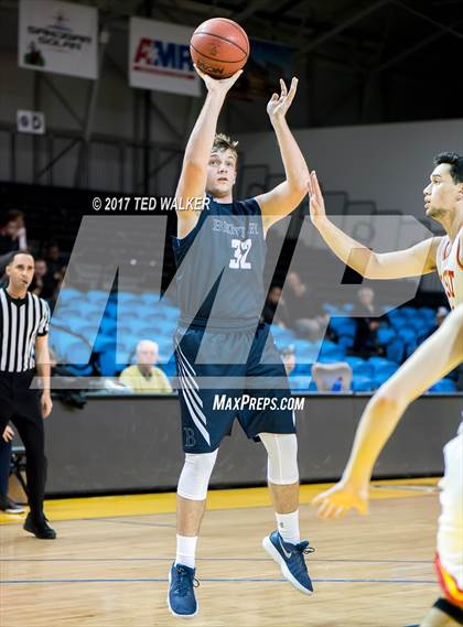 Thumbnail 3 in Bentley vs. Jesuit (Warriors Nor-Cal Invitational) photogallery.