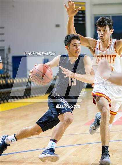 Thumbnail 1 in Bentley vs. Jesuit (Warriors Nor-Cal Invitational) photogallery.