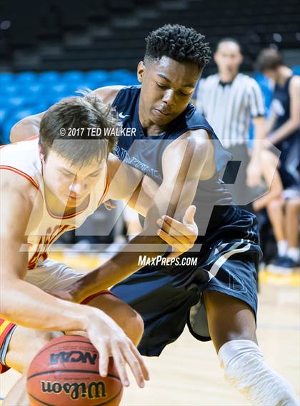 Thumbnail 2 in Bentley vs. Jesuit (Warriors Nor-Cal Invitational) photogallery.