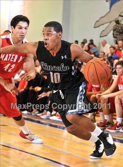 Thumbnail 1 in Mater Dei vs. Lincoln (MaxPreps Holiday Classic) photogallery.