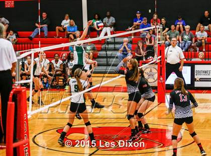 Thumbnail 1 in Kennedale @ Lorena photogallery.