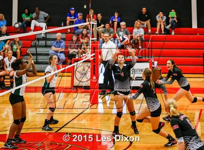Thumbnail 3 in Kennedale @ Lorena photogallery.