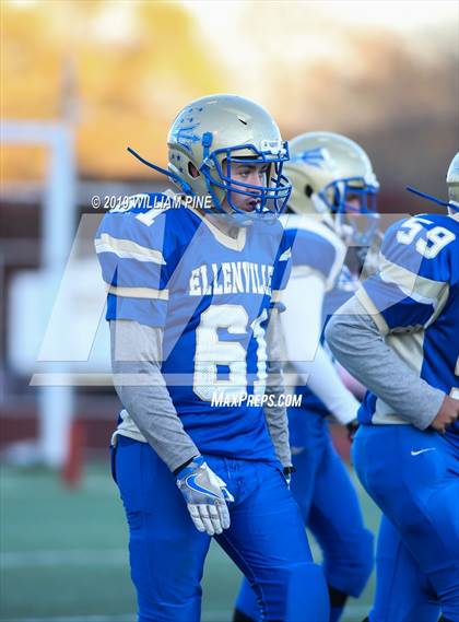 Thumbnail 3 in Ellenville vs. Lansing (NYSPHSAA 8-Man Regional) photogallery.