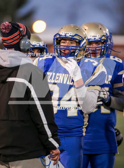 Thumbnail 3 in Ellenville vs. Lansing (NYSPHSAA 8-Man Regional) photogallery.