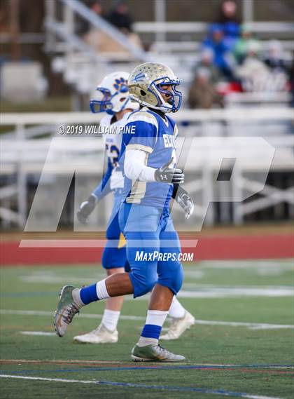Thumbnail 3 in Ellenville vs. Lansing (NYSPHSAA 8-Man Regional) photogallery.