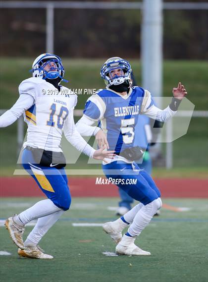 Thumbnail 3 in Ellenville vs. Lansing (NYSPHSAA 8-Man Regional) photogallery.
