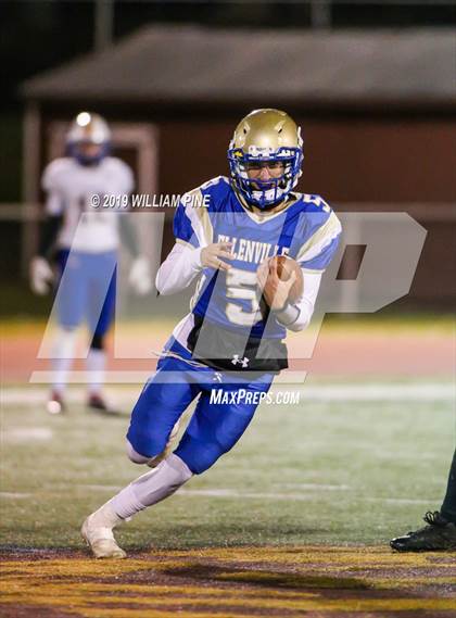 Thumbnail 2 in Ellenville vs. Lansing (NYSPHSAA 8-Man Regional) photogallery.