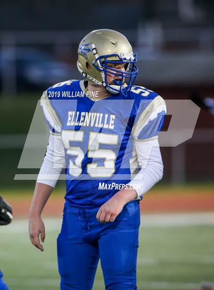 Thumbnail 3 in Ellenville vs. Lansing (NYSPHSAA 8-Man Regional) photogallery.