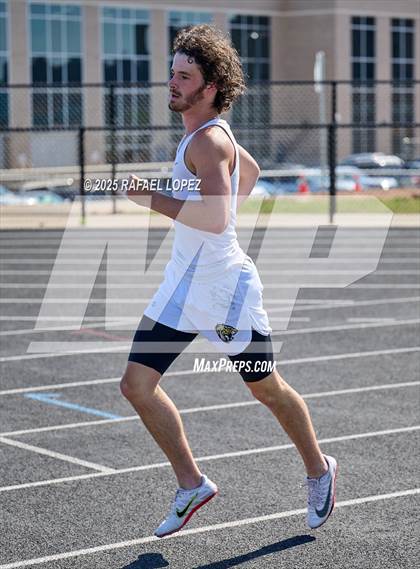 Thumbnail 3 in UIL 6A Track & Field Area 13&14 (4x200M) photogallery.