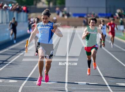 Thumbnail 1 in UIL 6A Track & Field Area 13&14 (4x200M) photogallery.