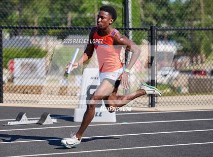 Thumbnail 3 in UIL 6A Track & Field Area 13&14 (4x200M) photogallery.