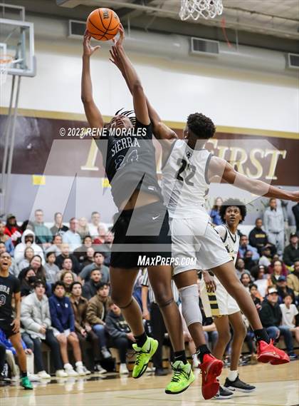 Thumbnail 1 in Sierra Canyon vs St Francis photogallery.
