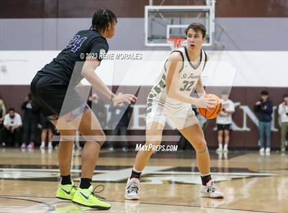 Thumbnail 3 in Sierra Canyon vs St Francis photogallery.