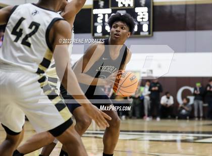 Thumbnail 2 in Sierra Canyon vs St Francis photogallery.