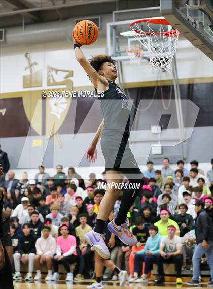 Thumbnail 2 in Sierra Canyon vs St Francis photogallery.