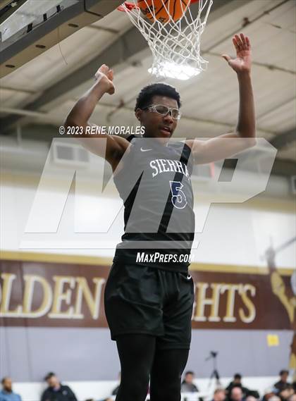 Thumbnail 2 in Sierra Canyon vs St Francis photogallery.