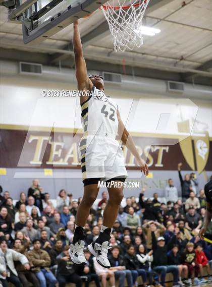 Thumbnail 1 in Sierra Canyon vs St Francis photogallery.