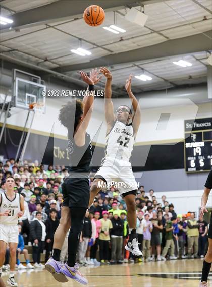 Thumbnail 3 in Sierra Canyon vs St Francis photogallery.