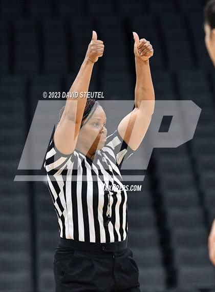 Thumbnail 1 in Shalhevet vs. San Domenico (CIF State D4 Final) photogallery.