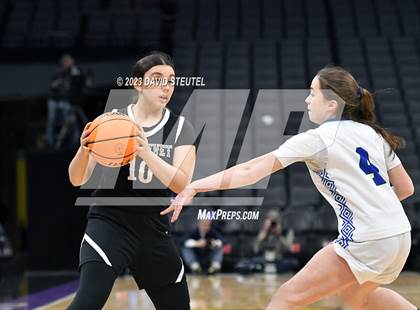 Thumbnail 2 in Shalhevet vs. San Domenico (CIF State D4 Final) photogallery.