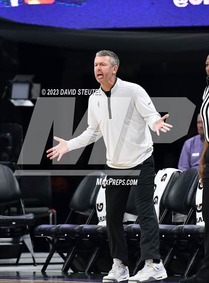 Thumbnail 3 in Shalhevet vs. San Domenico (CIF State D4 Final) photogallery.