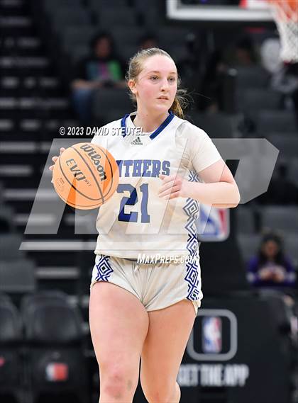 Thumbnail 1 in Shalhevet vs. San Domenico (CIF State D4 Final) photogallery.