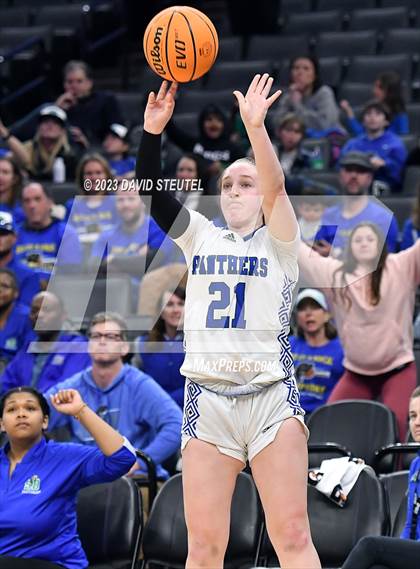 Thumbnail 3 in Shalhevet vs. San Domenico (CIF State D4 Final) photogallery.