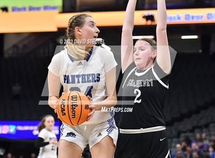 Thumbnail 2 in Shalhevet vs. San Domenico (CIF State D4 Final) photogallery.