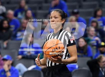 Thumbnail 2 in Shalhevet vs. San Domenico (CIF State D4 Final) photogallery.