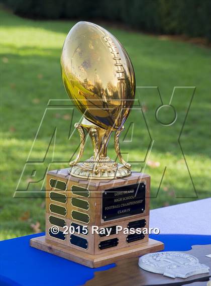 Thumbnail 1 in Shoreham-Wading River vs. Locust Valley (Long Island Class IV Final) photogallery.