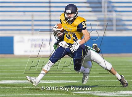 Thumbnail 2 in Shoreham-Wading River vs. Locust Valley (Long Island Class IV Final) photogallery.