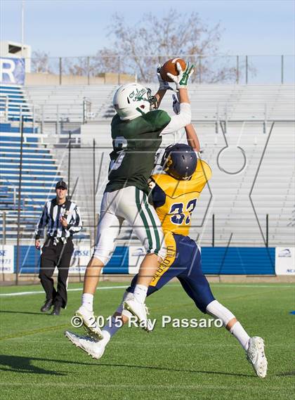 Thumbnail 1 in Shoreham-Wading River vs. Locust Valley (Long Island Class IV Final) photogallery.