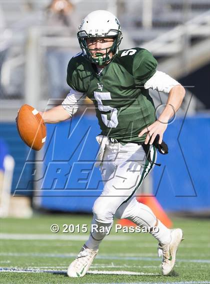 Thumbnail 3 in Shoreham-Wading River vs. Locust Valley (Long Island Class IV Final) photogallery.