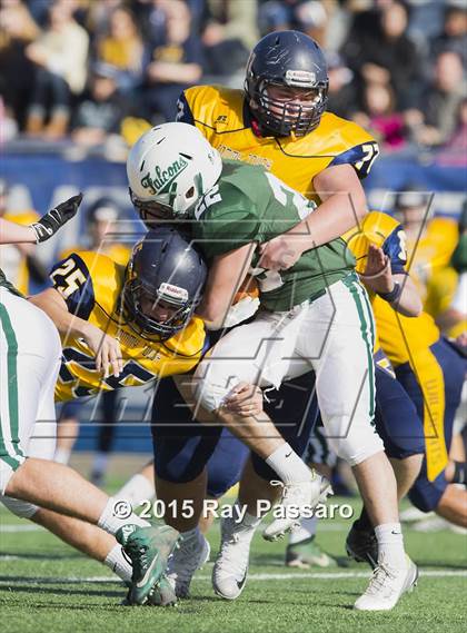 Thumbnail 3 in Shoreham-Wading River vs. Locust Valley (Long Island Class IV Final) photogallery.