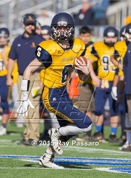 Thumbnail 3 in Shoreham-Wading River vs. Locust Valley (Long Island Class IV Final) photogallery.