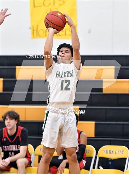 Thumbnail 1 in Woodland Christian vs. River Valley (Mel Good Holiday Classic) photogallery.
