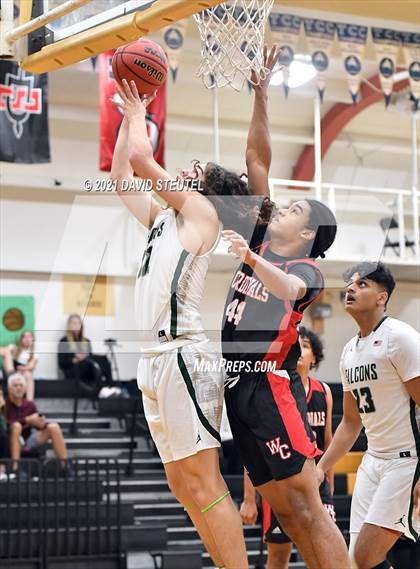 Thumbnail 2 in Woodland Christian vs. River Valley (Mel Good Holiday Classic) photogallery.