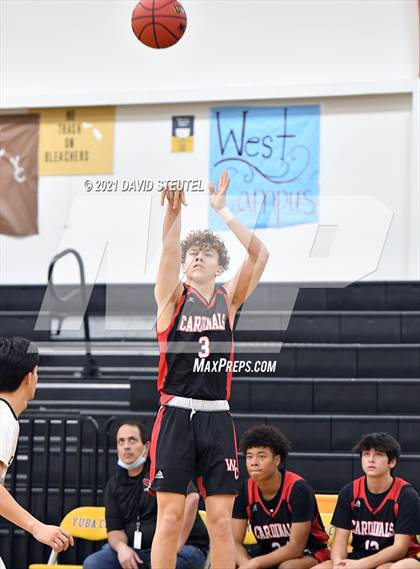 Thumbnail 1 in Woodland Christian vs. River Valley (Mel Good Holiday Classic) photogallery.