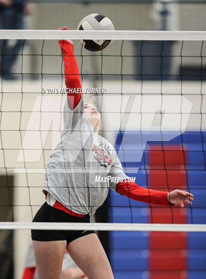 Thumbnail 3 in Shelley vs Kuna (4A State Tourn.) photogallery.