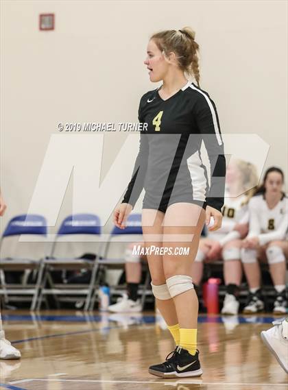 Thumbnail 2 in Shelley vs Kuna (4A State Tourn.) photogallery.