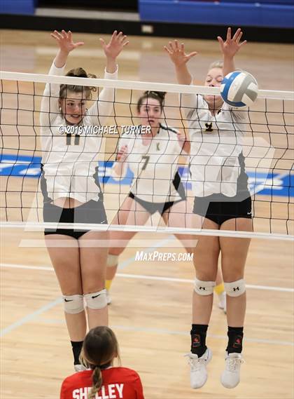 Thumbnail 2 in Shelley vs Kuna (4A State Tourn.) photogallery.